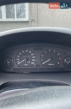 Седан Daewoo Nubira 1998 в 