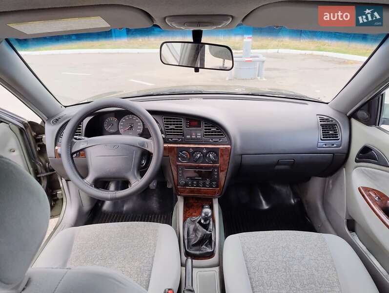 Седан Daewoo Nubira 2003 в Харькове