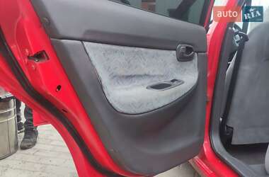 Седан Daewoo Nubira 1998 в 