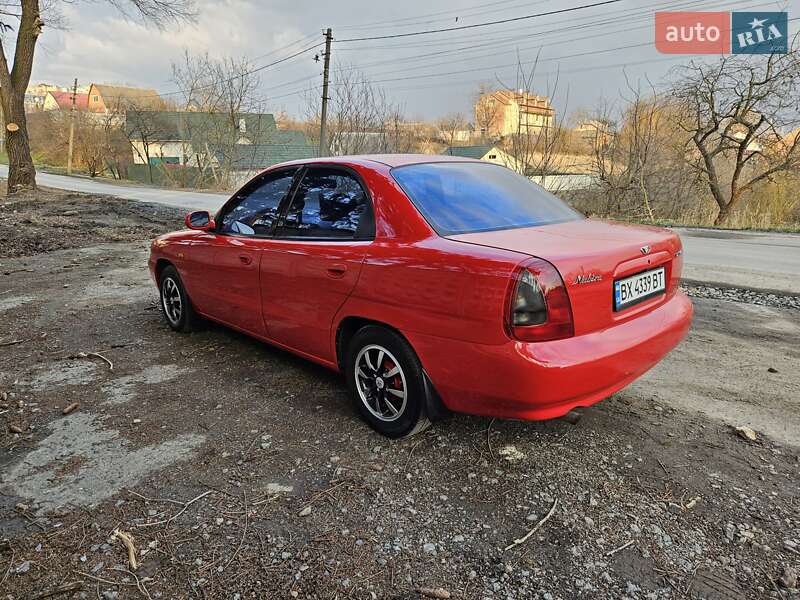 Седан Daewoo Nubira 1998 в Хмельницькому