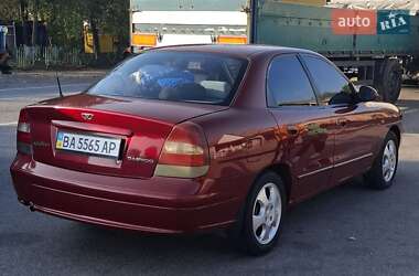 Седан Daewoo Nubira 2003 в Знаменке