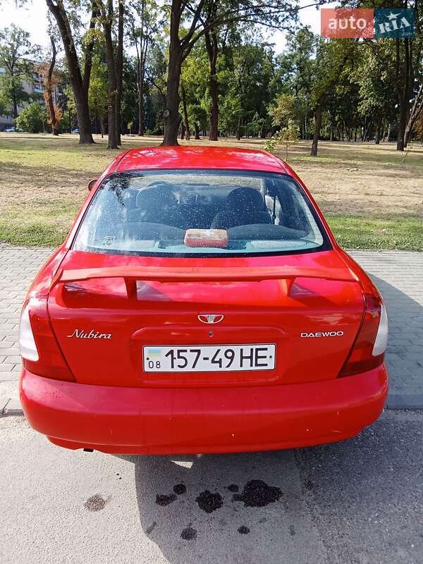 Седан Daewoo Nubira 1998 в Запоріжжі