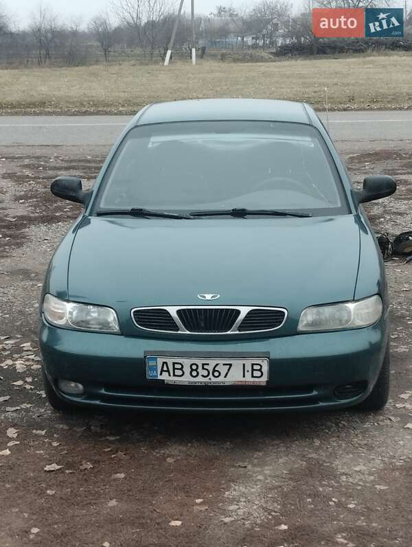 Седан Daewoo Nubira 1998 в Гребенках