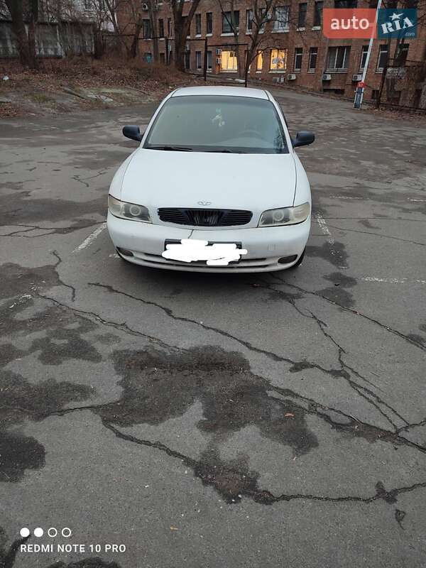 Седан Daewoo Nubira 1999 в Киеве