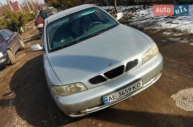 Седан Daewoo Nubira 1998 в Кривом Роге