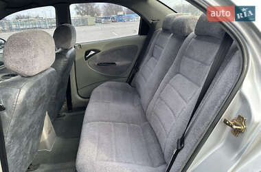 Седан Daewoo Nubira 2001 в 