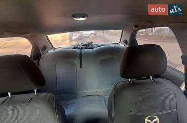 Хэтчбек Daewoo Nubira 1998 в 