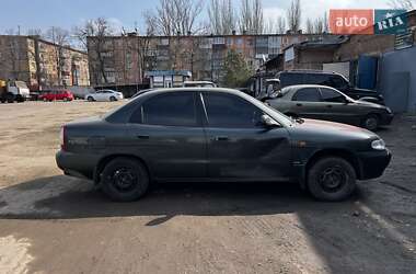 Седан Daewoo Nubira 1999 в Кривом Роге