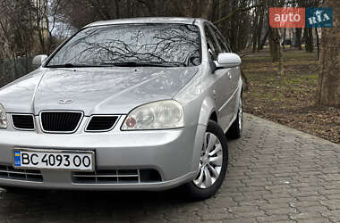 Седан Daewoo Nubira 2003 в Стрию