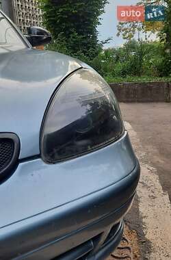 Седан Daewoo Nubira 2003 в 