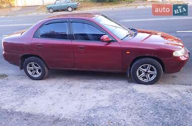 Седан Daewoo Nubira 1998 в  фото 2 Седан Daewoo Nubira 1998 в