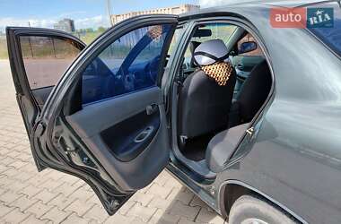 Седан Daewoo Nubira 1998 в 