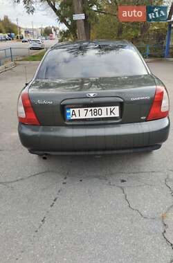 Седан Daewoo Nubira 1998 в 