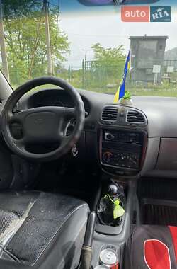 Седан Daewoo Nubira 1998 в 