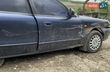 Седан Daewoo Nubira 2002 в 