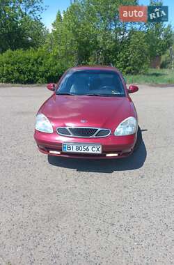 Універсал Daewoo Nubira 2003 в Карлівці