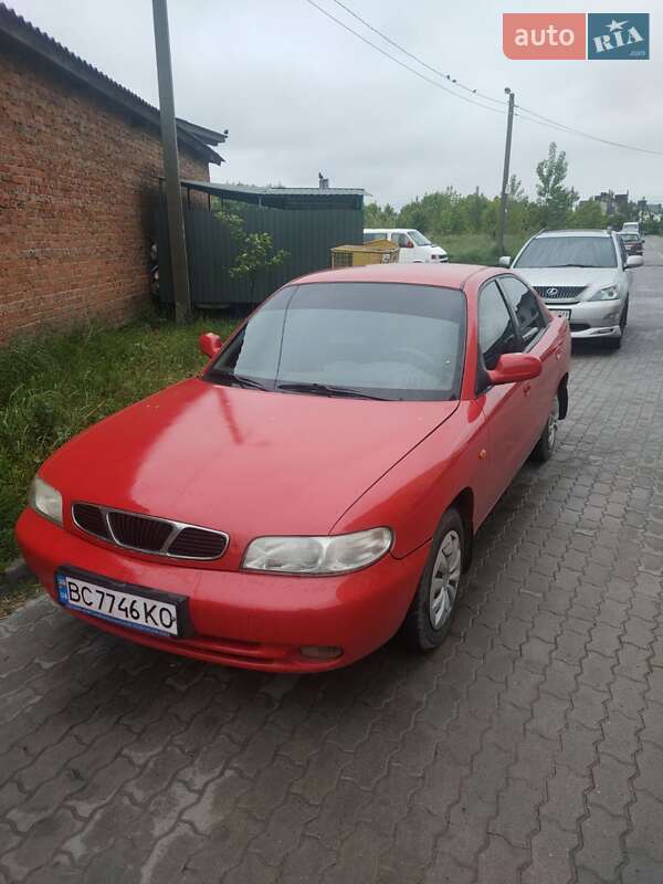 Daewoo Nubira 1998