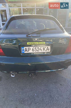 Хетчбек Daewoo Nubira 1998 в 