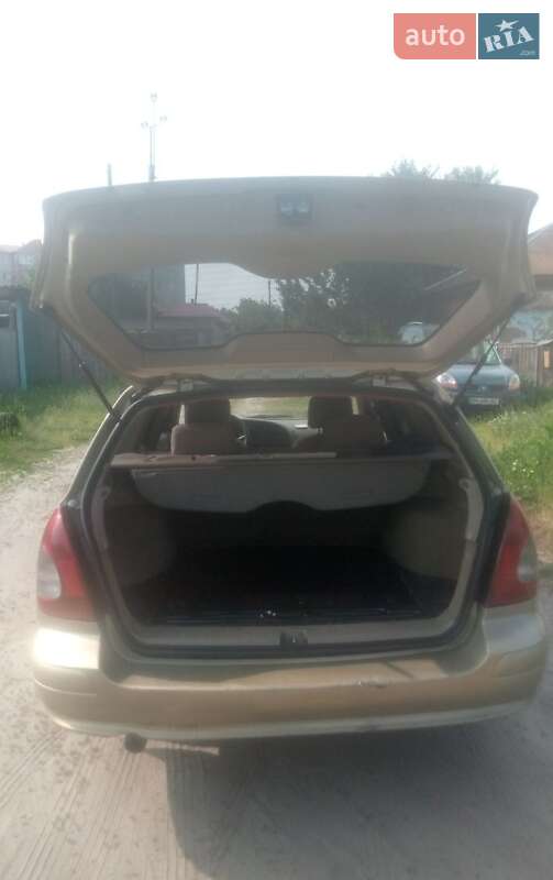 Универсал Daewoo Nubira 2000 в Коропе