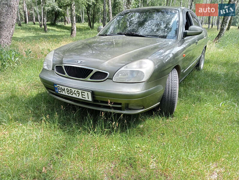 Седан Daewoo Nubira 2003 в Сумах