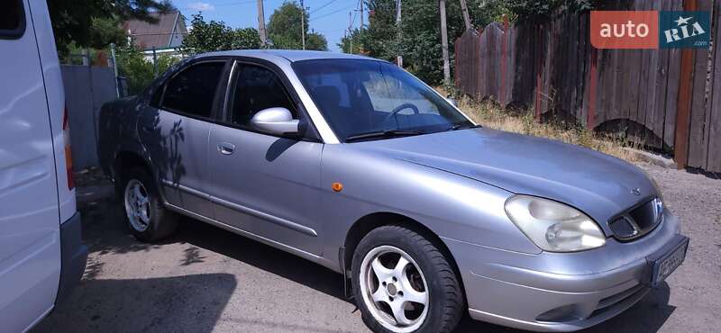 Хэтчбек Daewoo Nubira 2003 в Днепре