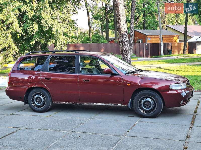 Универсал Daewoo Nubira 1998 в Киеве