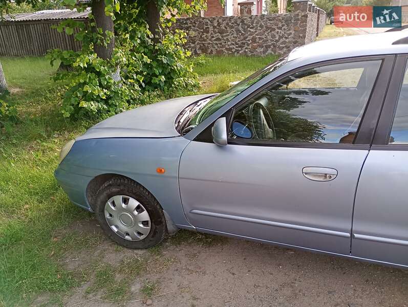 Универсал Daewoo Nubira 2003 в Ильинцах