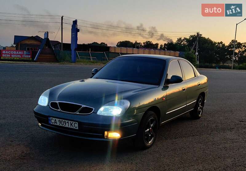 Седан Daewoo Nubira 2003 в Черкассах