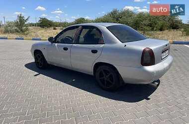 Седан Daewoo Nubira 1998 в 