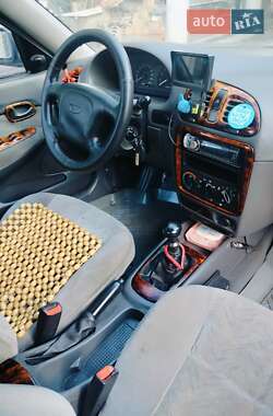 Седан Daewoo Nubira 1999 в 