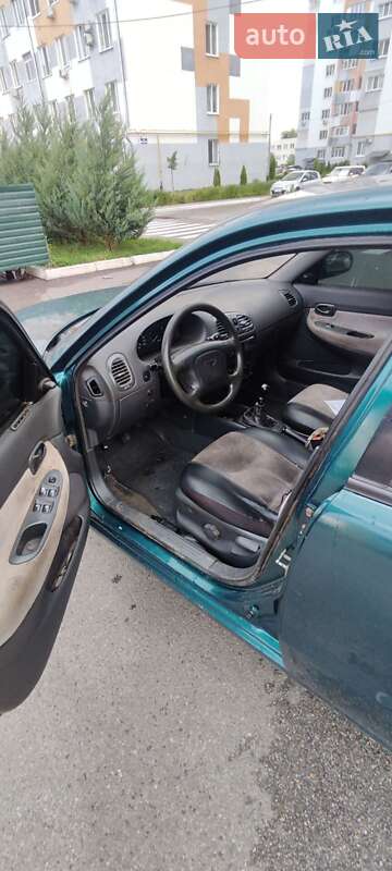 Седан Daewoo Nubira 1998 в Харькове