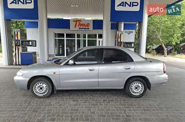 Седан Daewoo Nubira 1998 в 