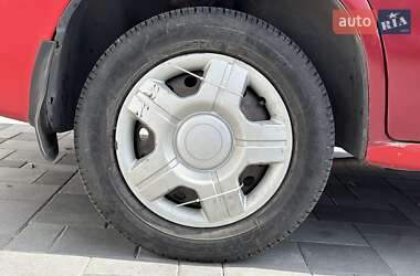 Седан Daewoo Nubira 1998 в 