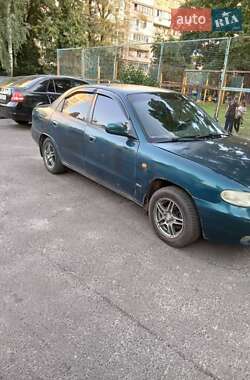 Седан Daewoo Nubira 1998 в Киеве
