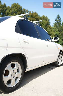 Седан Daewoo Nubira 1998 в 
