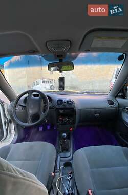 Седан Daewoo Nubira 1999 в 