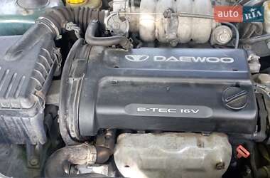 Седан Daewoo Nubira 1998 в 