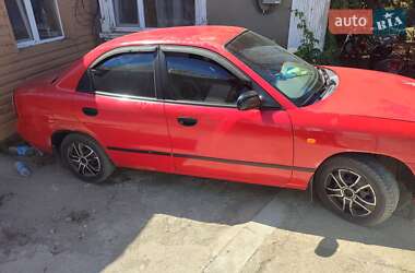 Седан Daewoo Nubira 1998 в 