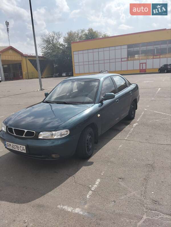 Седан Daewoo Nubira 1999 в 