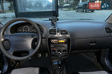 Седан Daewoo Nubira 1997 в 