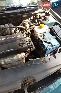 Седан Daewoo Nubira 1998 в Одессе