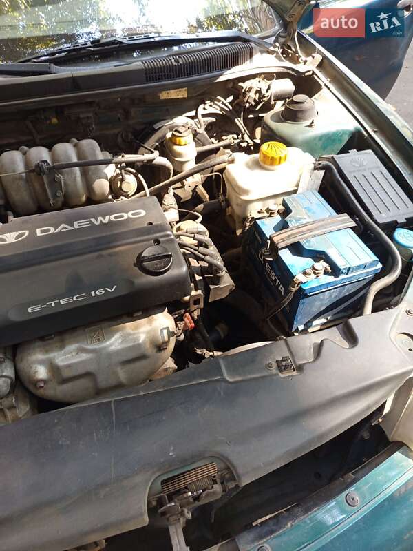 Седан Daewoo Nubira 1998 в Одессе