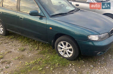 Седан Daewoo Nubira 1998 в 