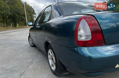 Седан Daewoo Nubira 1998 в 