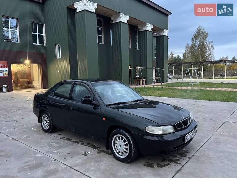 Седан Daewoo Nubira 1998 в 