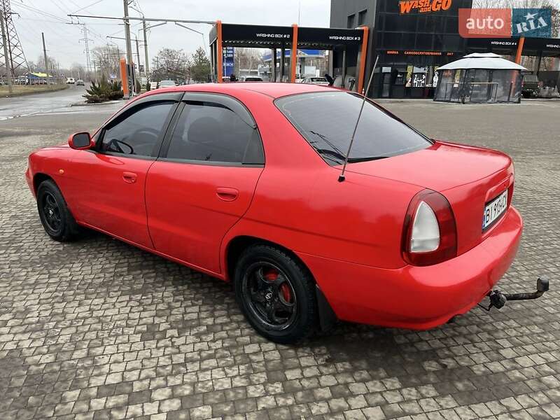 Седан Daewoo Nubira 1998 в Полтаве