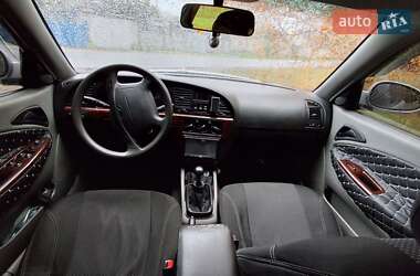 Седан Daewoo Nubira 2003 в 
