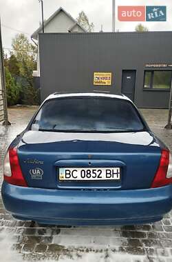 Седан Daewoo Nubira 1998 в 