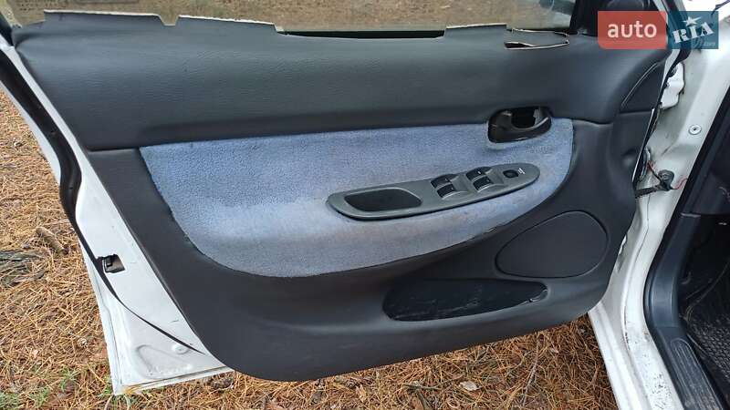 Универсал Daewoo Nubira 1999 в Василькове фото 23 Универсал Daewoo Nubira 1999 в Василькове