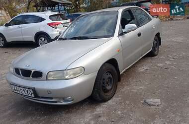 Седан Daewoo Nubira 1998 в Днепре